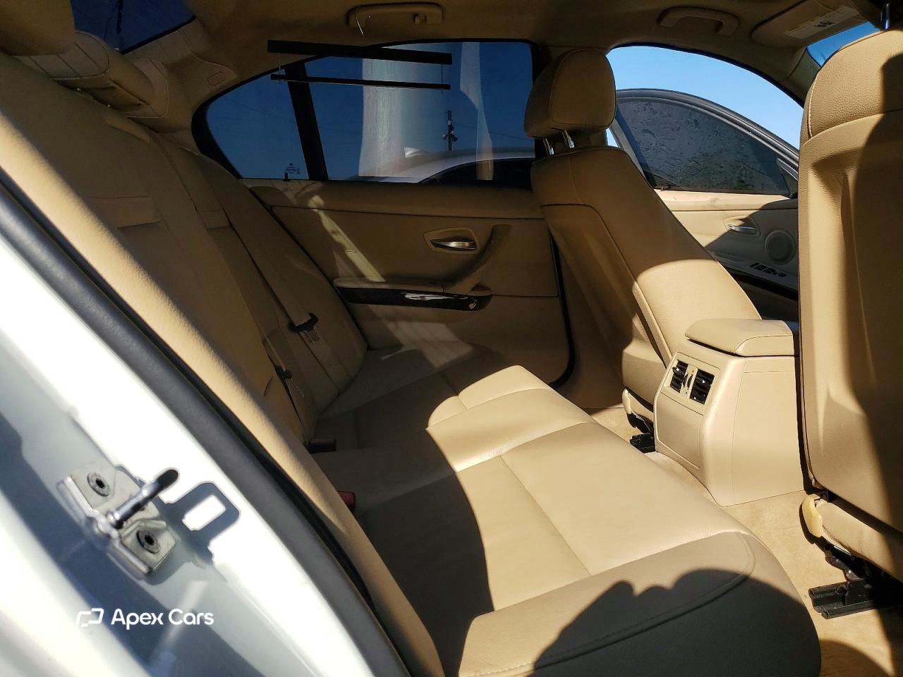 BMW Series 3 2010