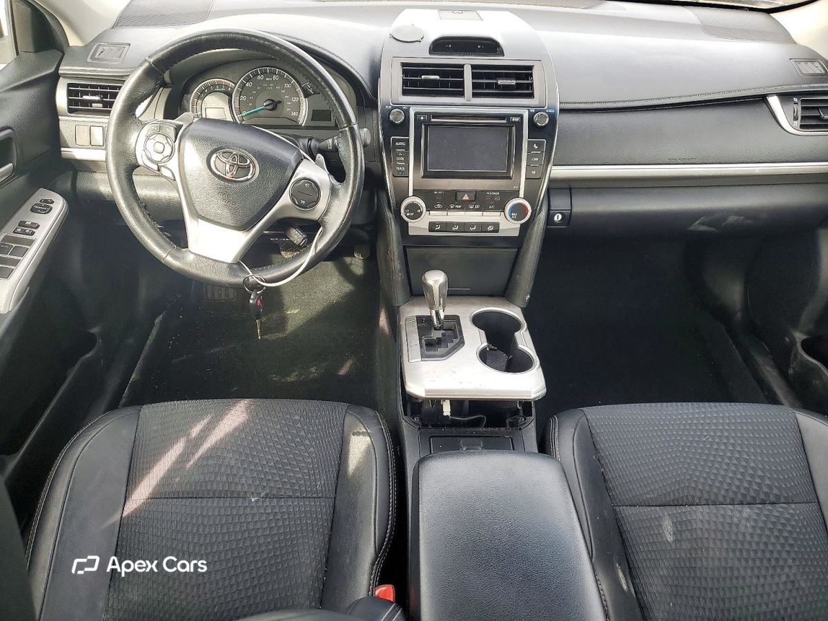 Toyota Camry 2012
