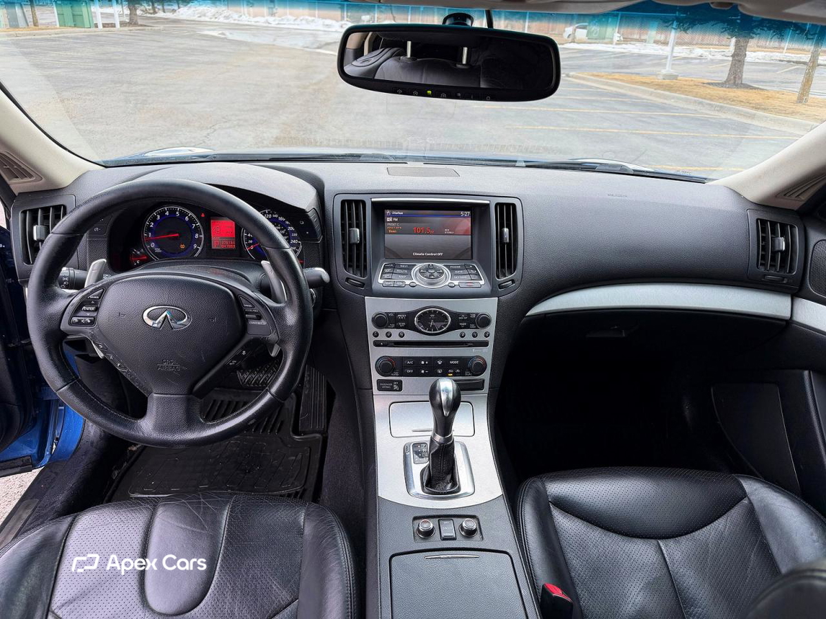 Infiniti G 2009