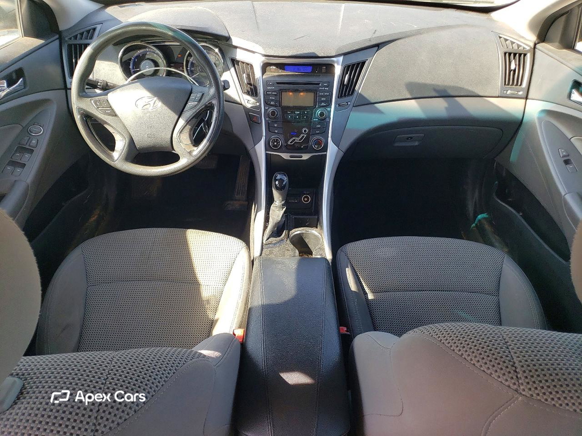 Hyundai Sonata 2012