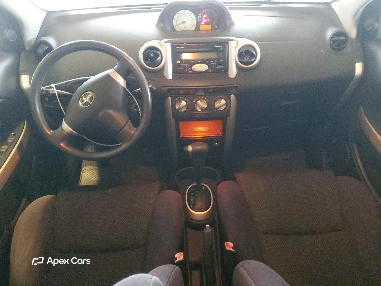 Scion xA 2004