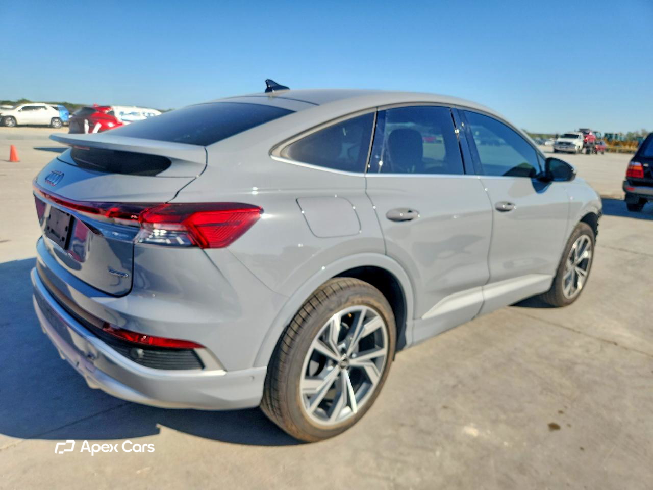 Audi Q4 e-tron 2023