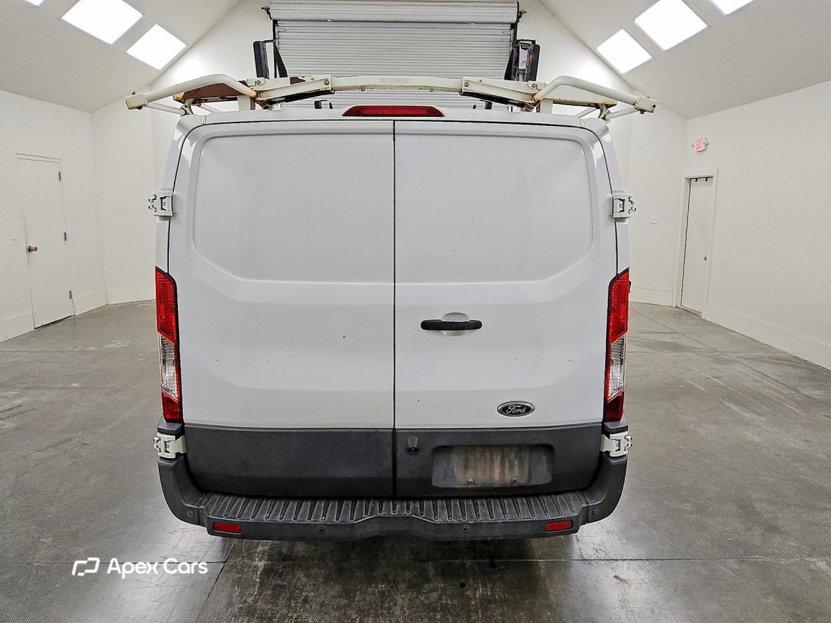 Ford Transit 2017