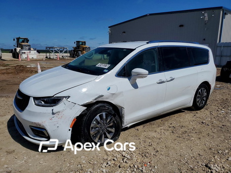 Chrysler Pacifica 2021 - Image 1 of 13
