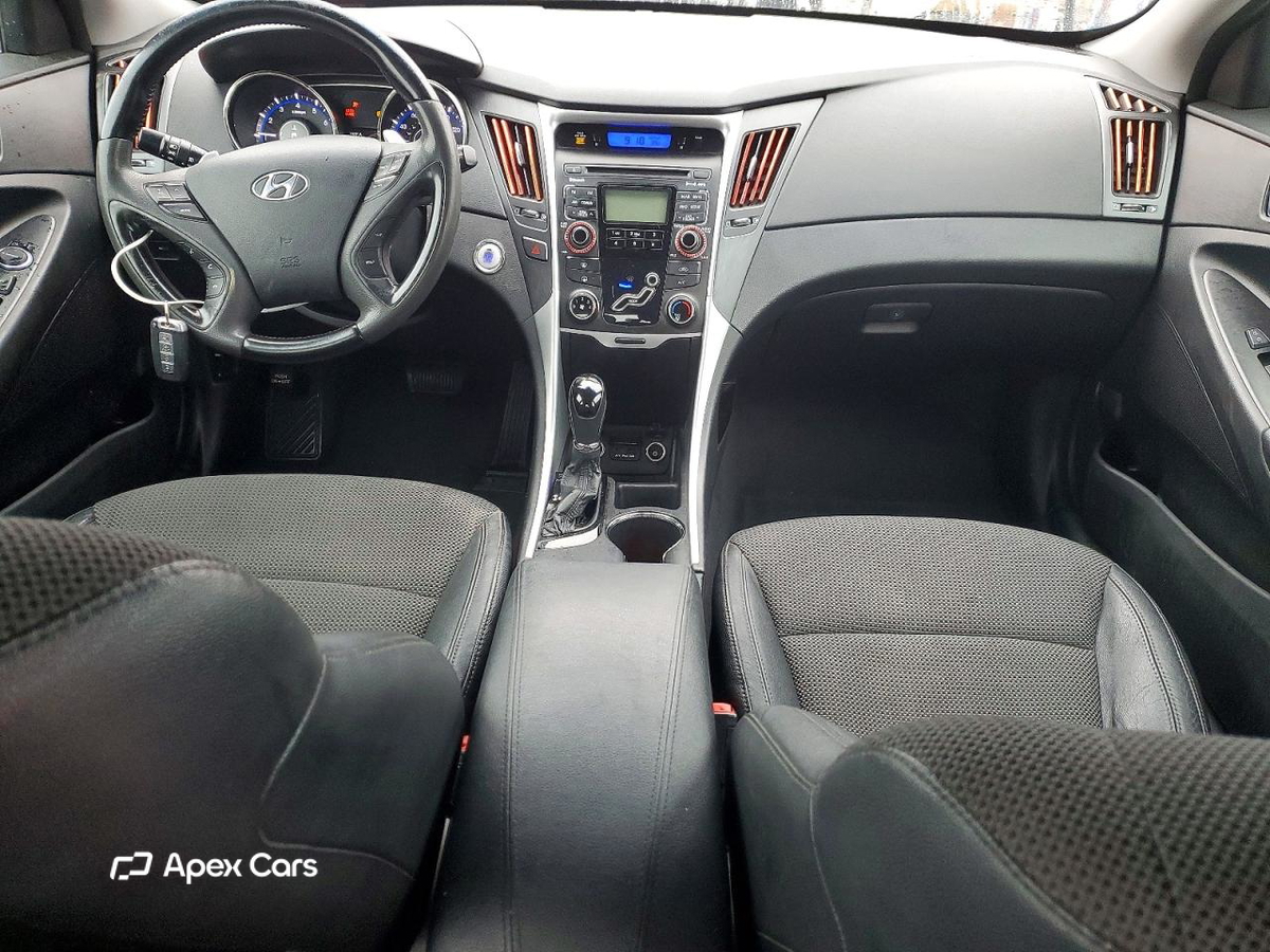 Hyundai Sonata 2011