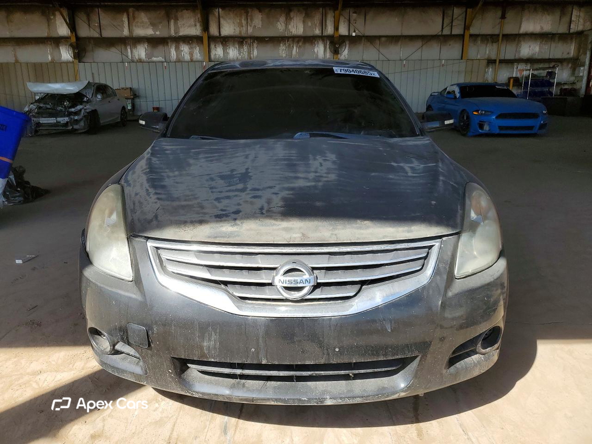 Nissan Altima 2012