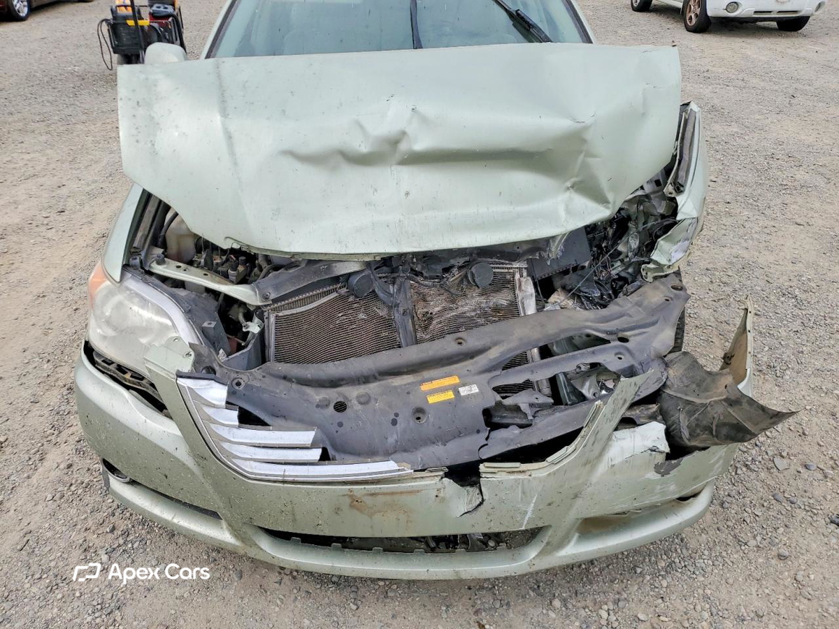 Toyota Avalon 2008
