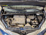 Toyota Sienna 2011