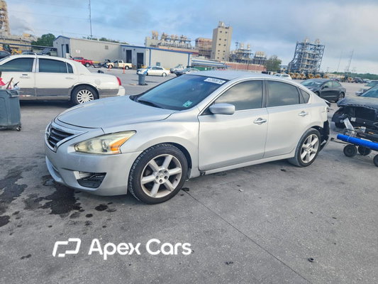 Nissan Altima 2015 - Image 1 of 12