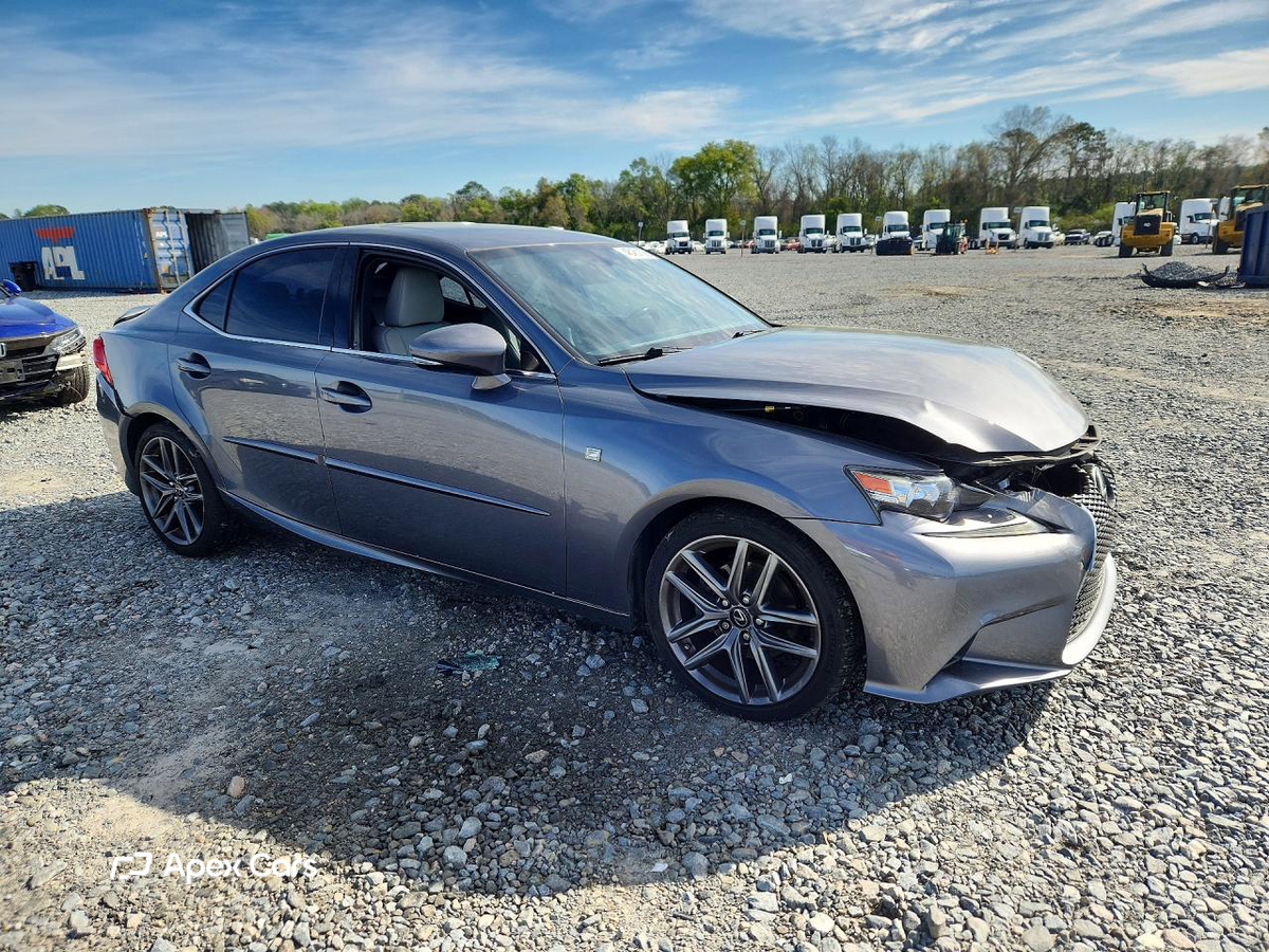 Lexus IS 2015
