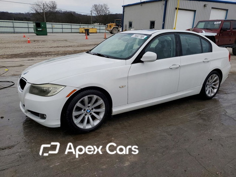 BMW Series 3 2011 - Zdjęcie 1 z 12