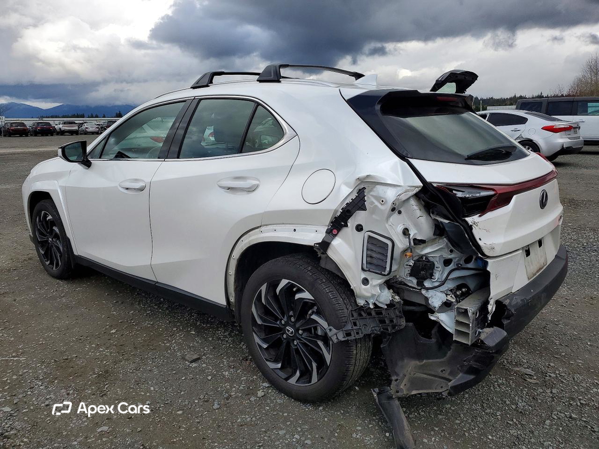 Lexus UX 2023