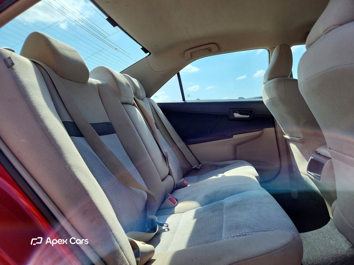 Toyota Camry 2012
