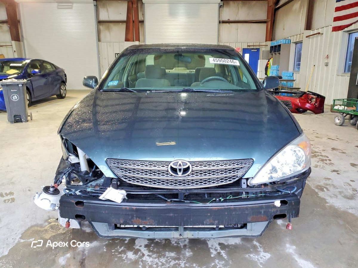 Toyota Camry 2004