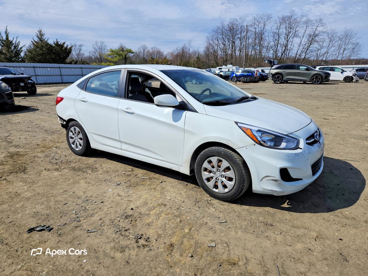 Hyundai Accent 2015