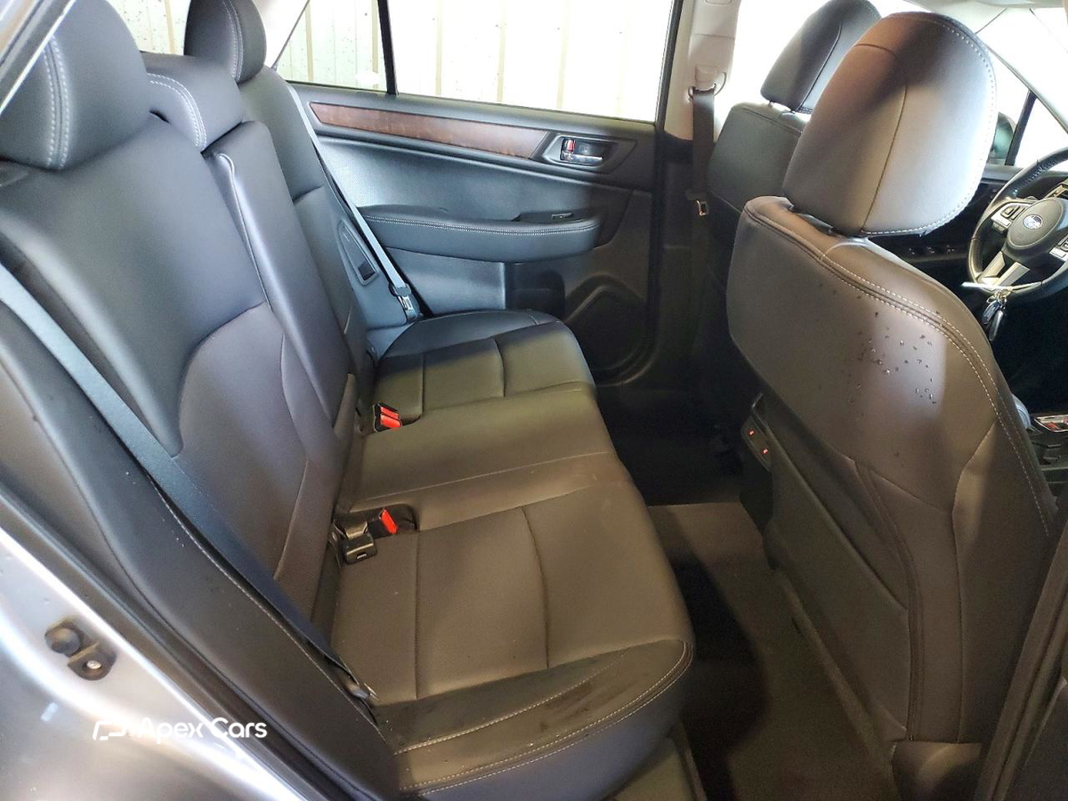 Subaru Outback 2016
