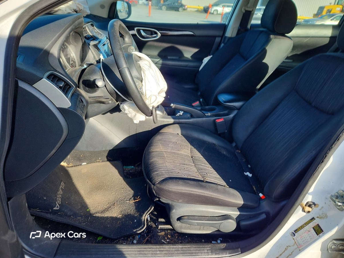 Nissan Sentra 2018