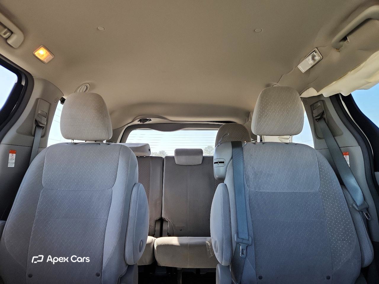 Toyota Sienna 2015