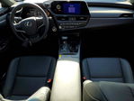 Lexus ES 2025