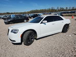 Chrysler 300 2022