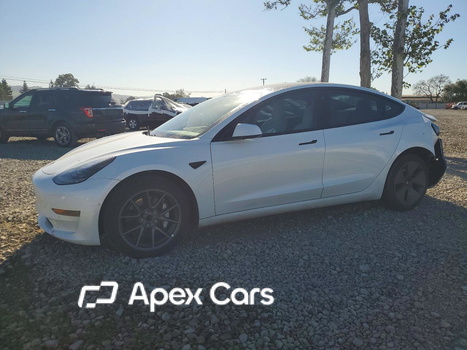Tesla Model 3 2021 - Image 1 of 14