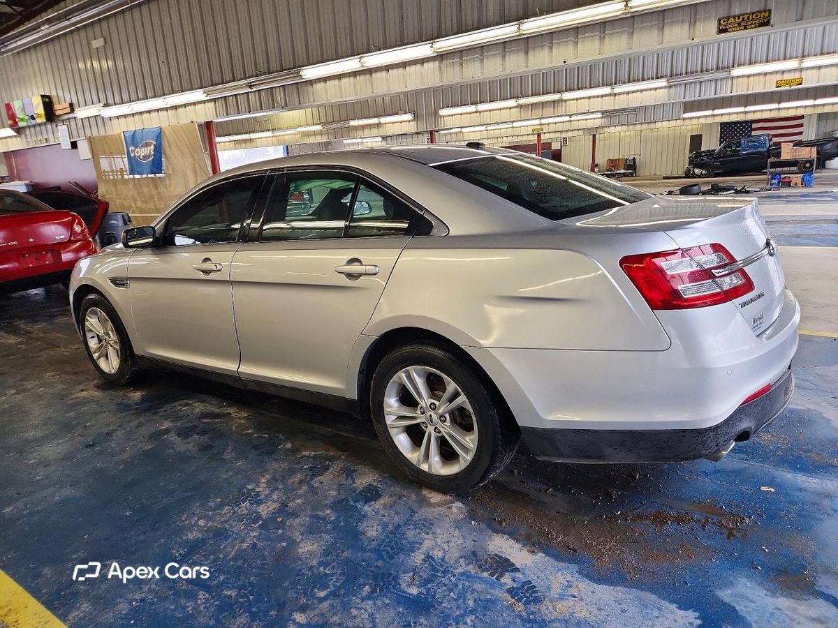 Ford Taurus 2013