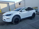 Tesla Model X 2024