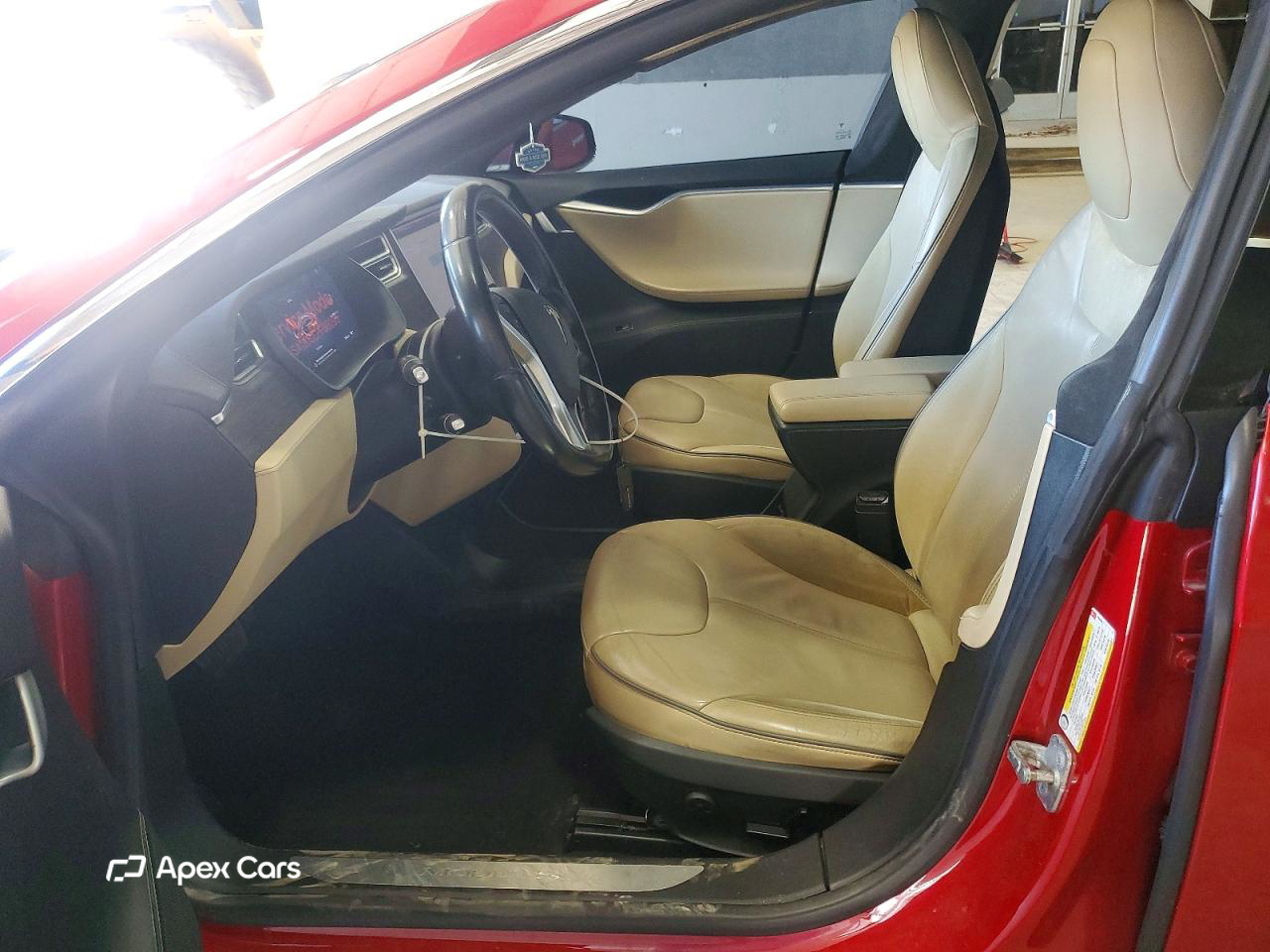 Tesla Model S 2014