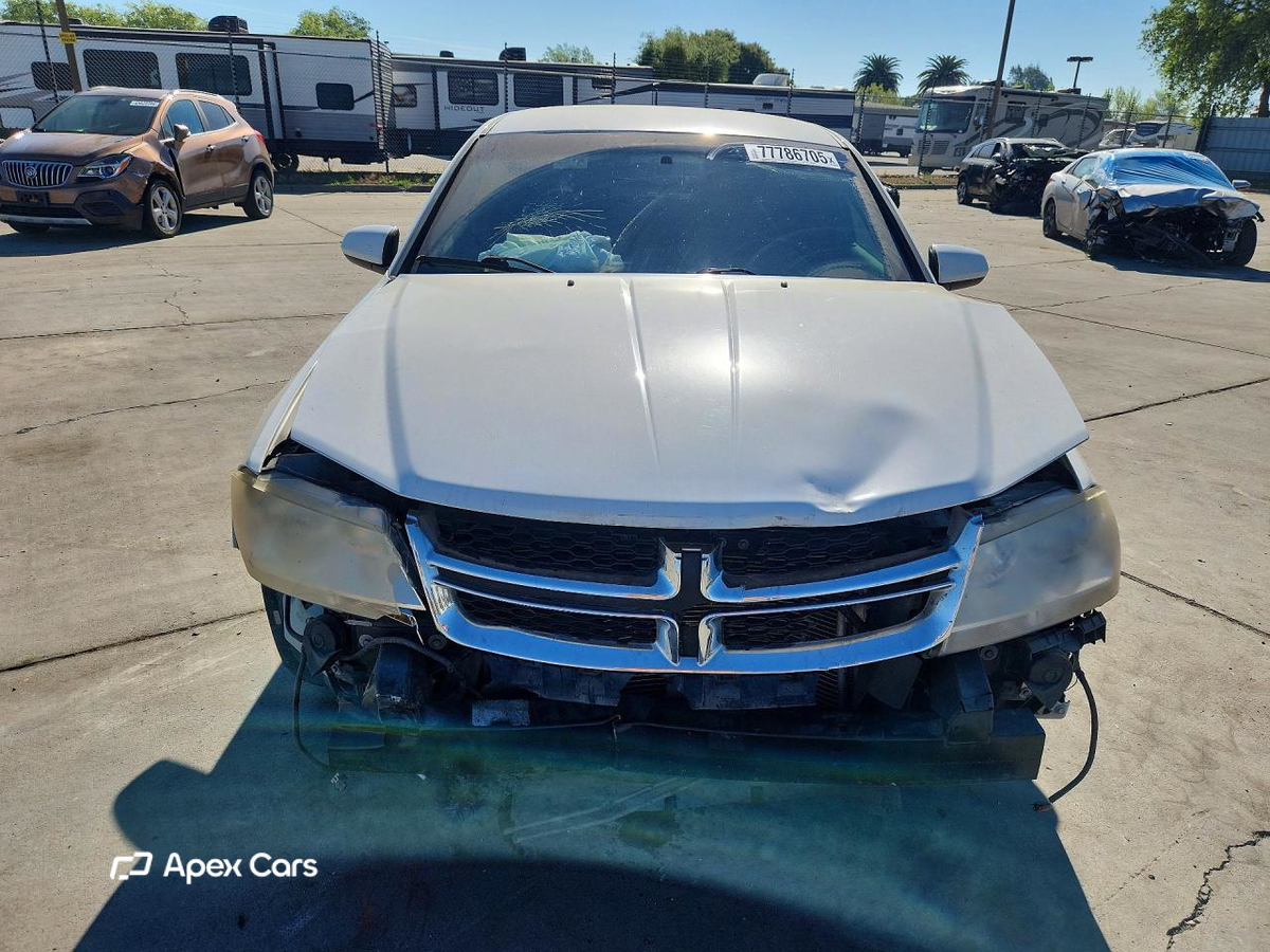 Dodge Avenger 2013