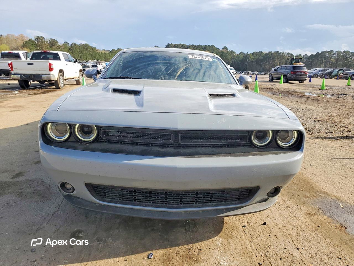 Dodge Challenger 2021