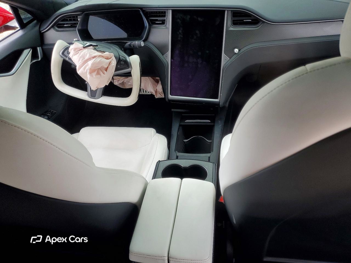 Tesla Model S 2020