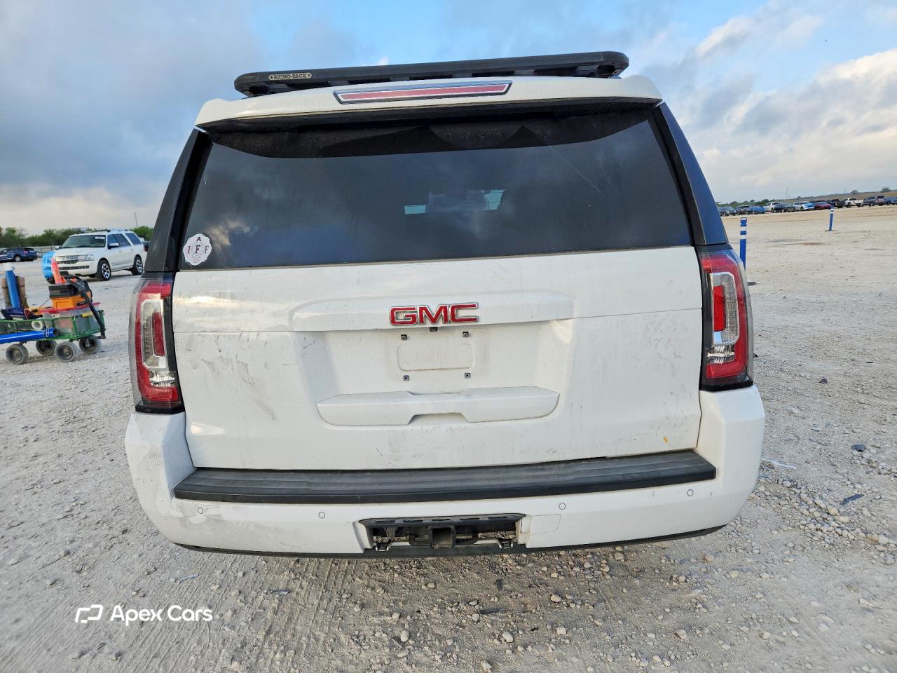 GMC Yukon 2016