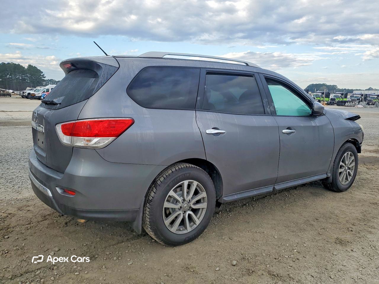 Nissan Pathfinder 2016