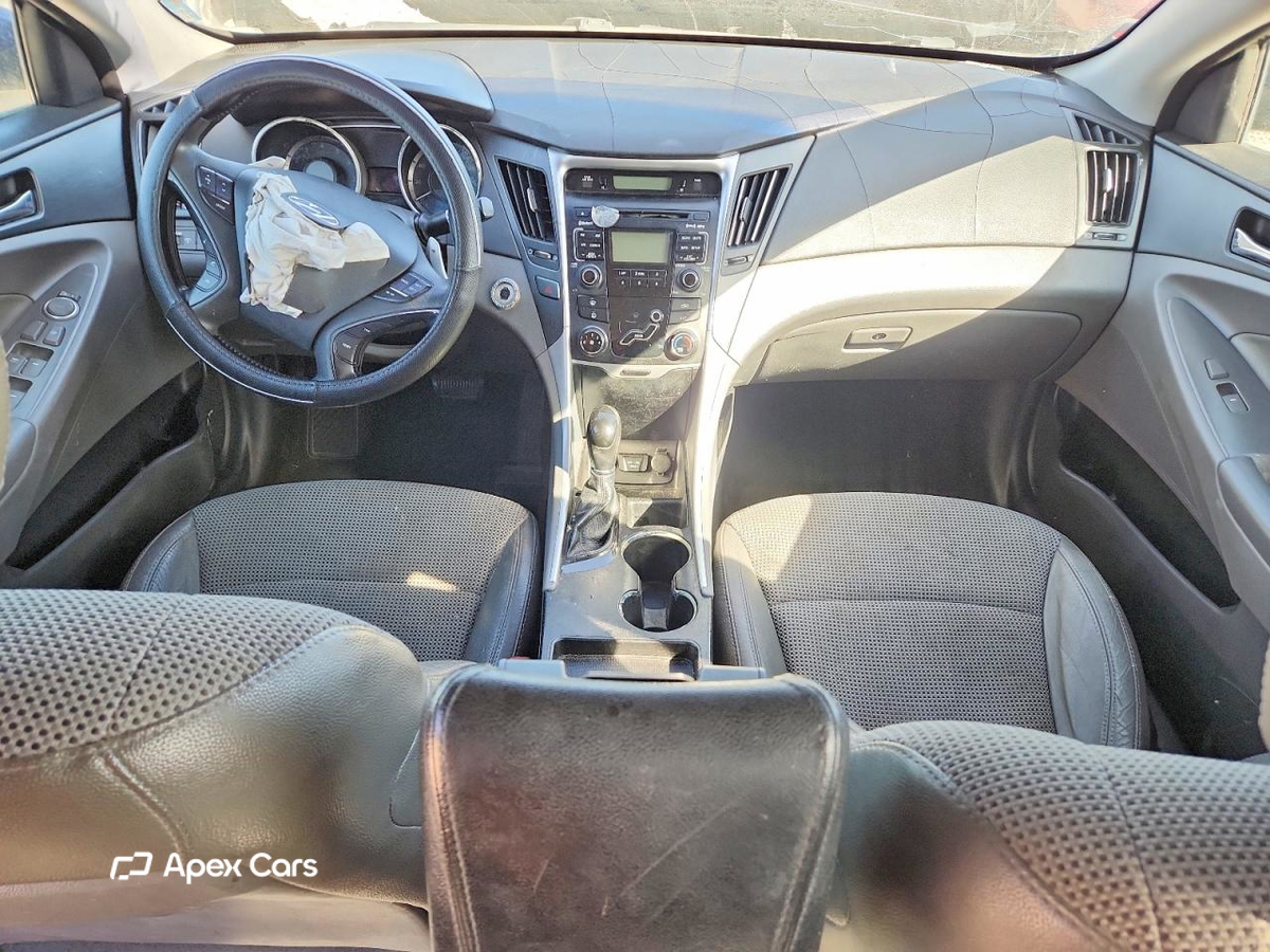 Hyundai Sonata 2011