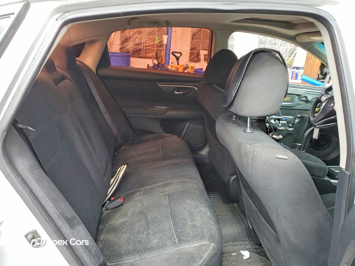 Nissan Altima 2015