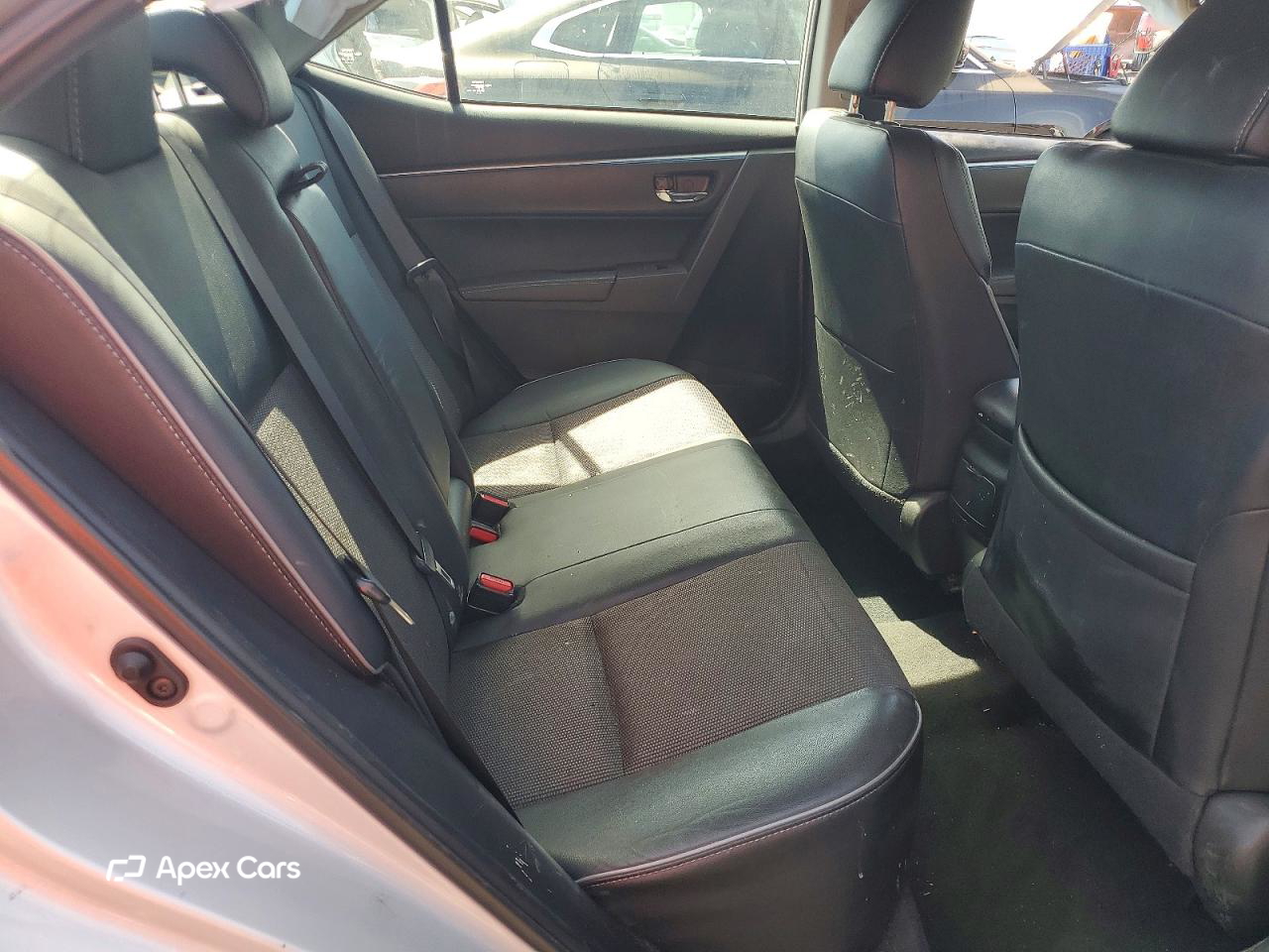 Toyota Corolla 2015