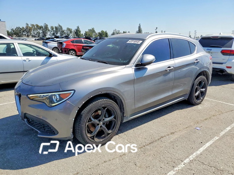 Alfa Romeo Stelvio 2018 - Image 1 of 13
