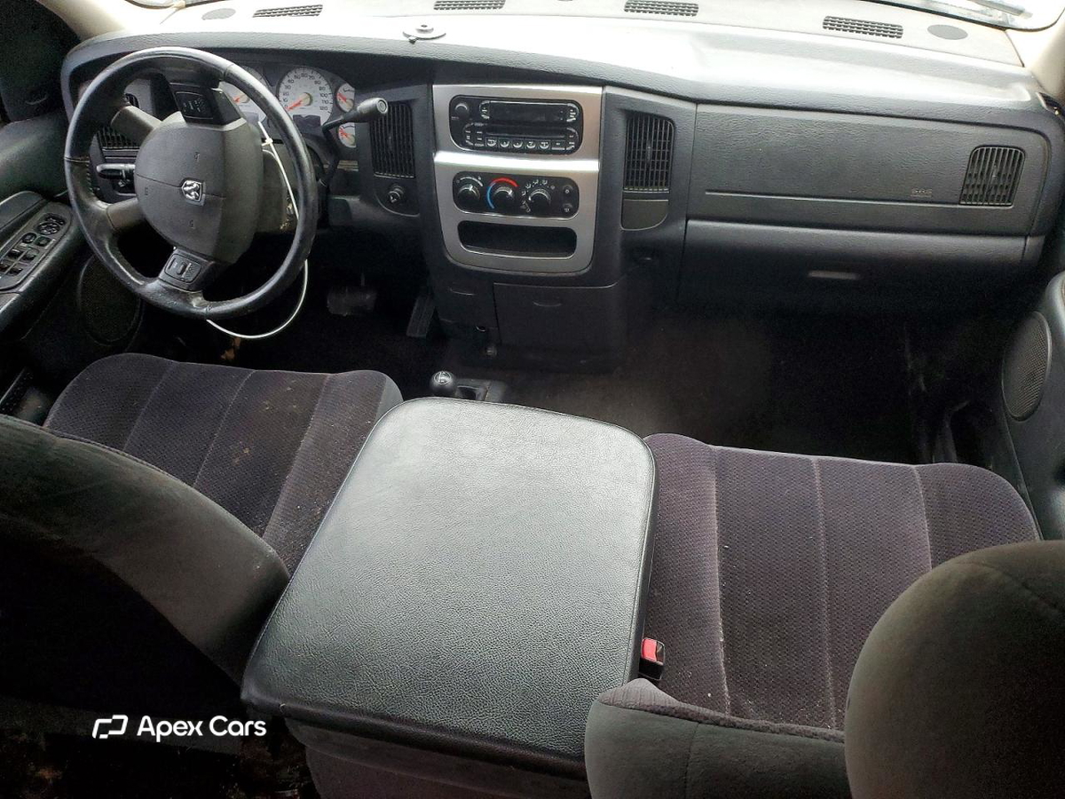Dodge RAM 2005