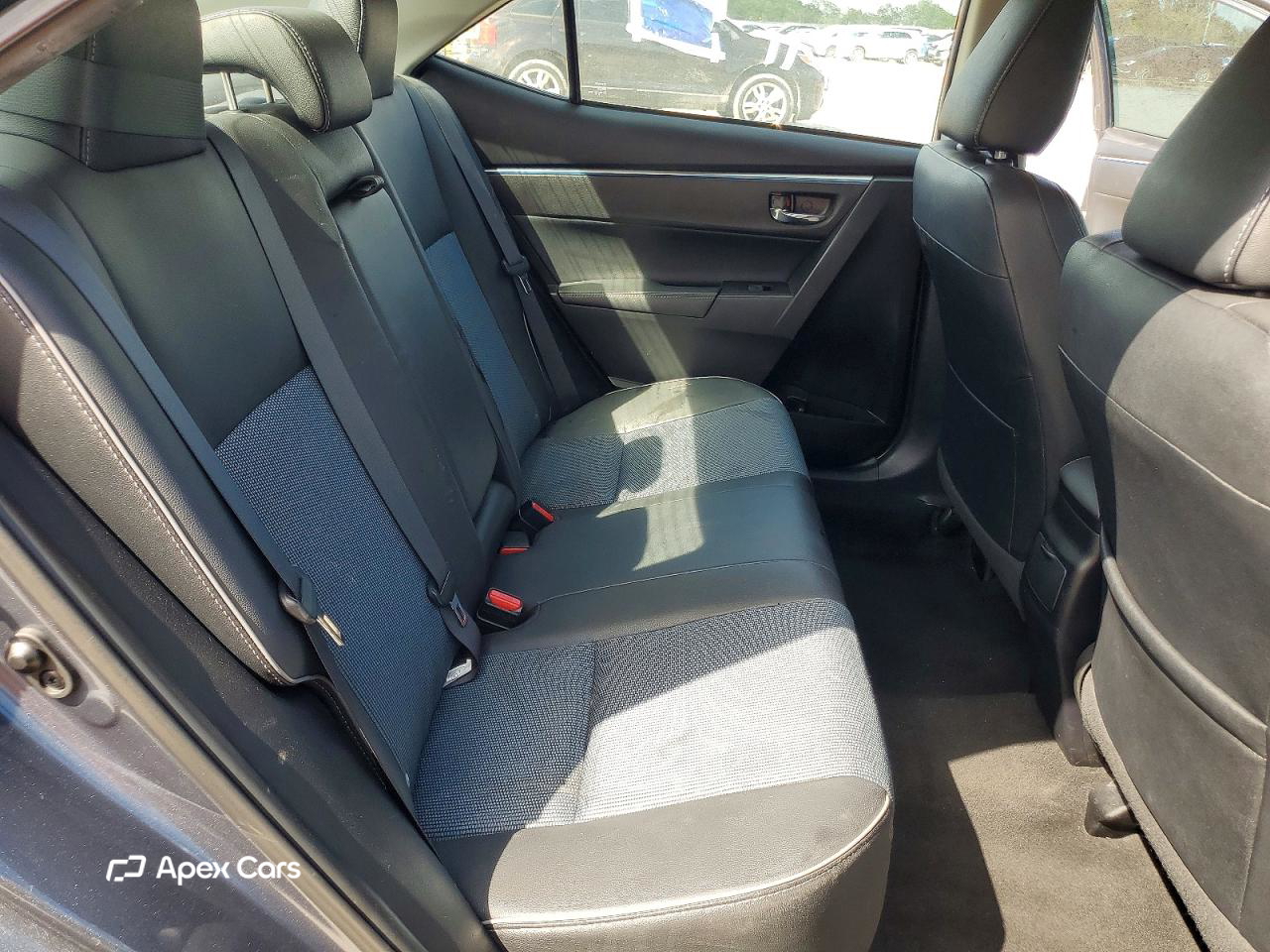 Toyota Corolla 2015
