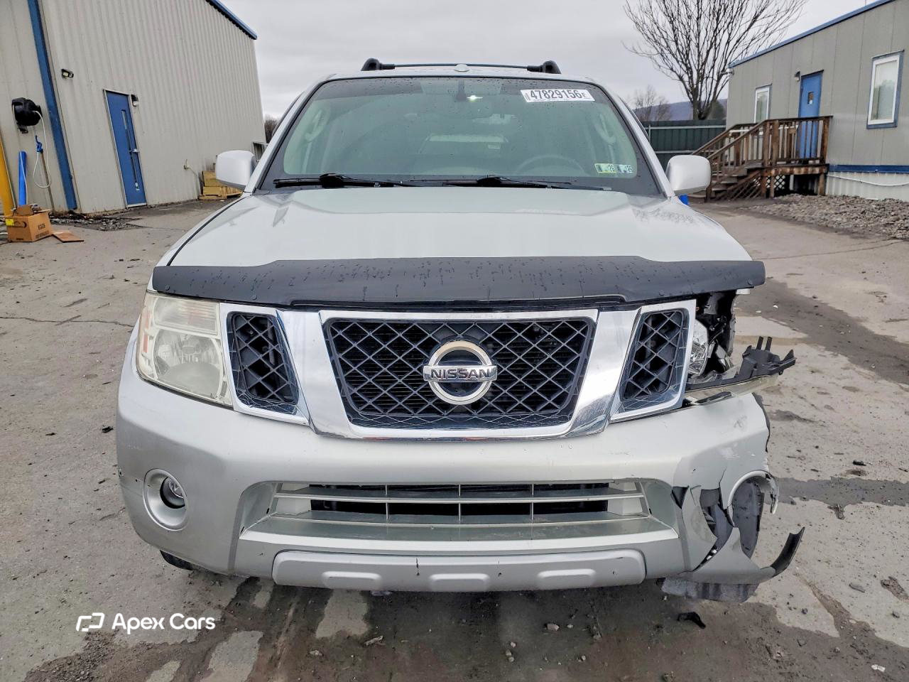 Nissan Pathfinder 2011