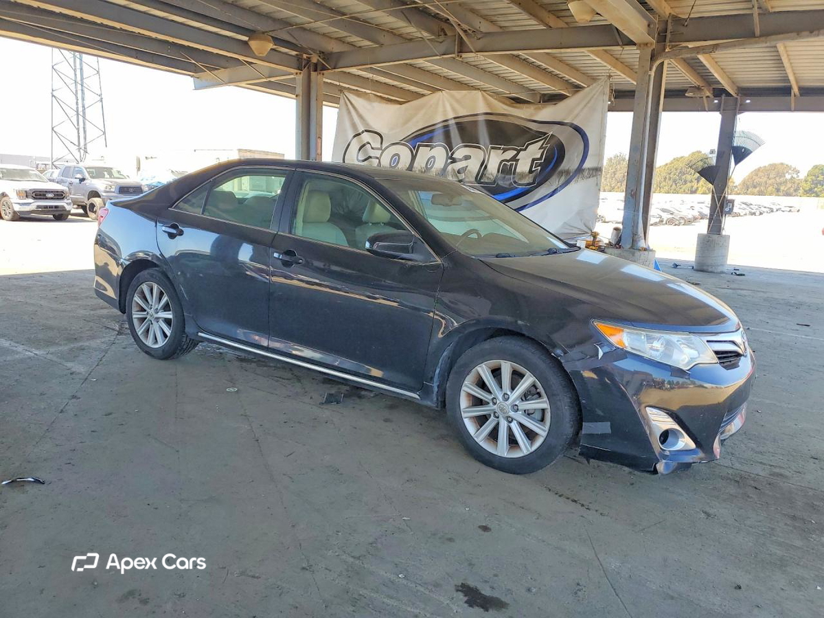 Toyota Camry 2012