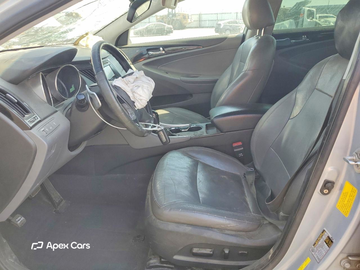 Hyundai Sonata 2011