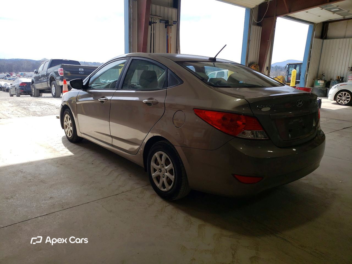 Hyundai Accent 2014