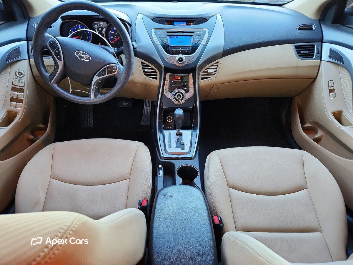 Elantra 2013