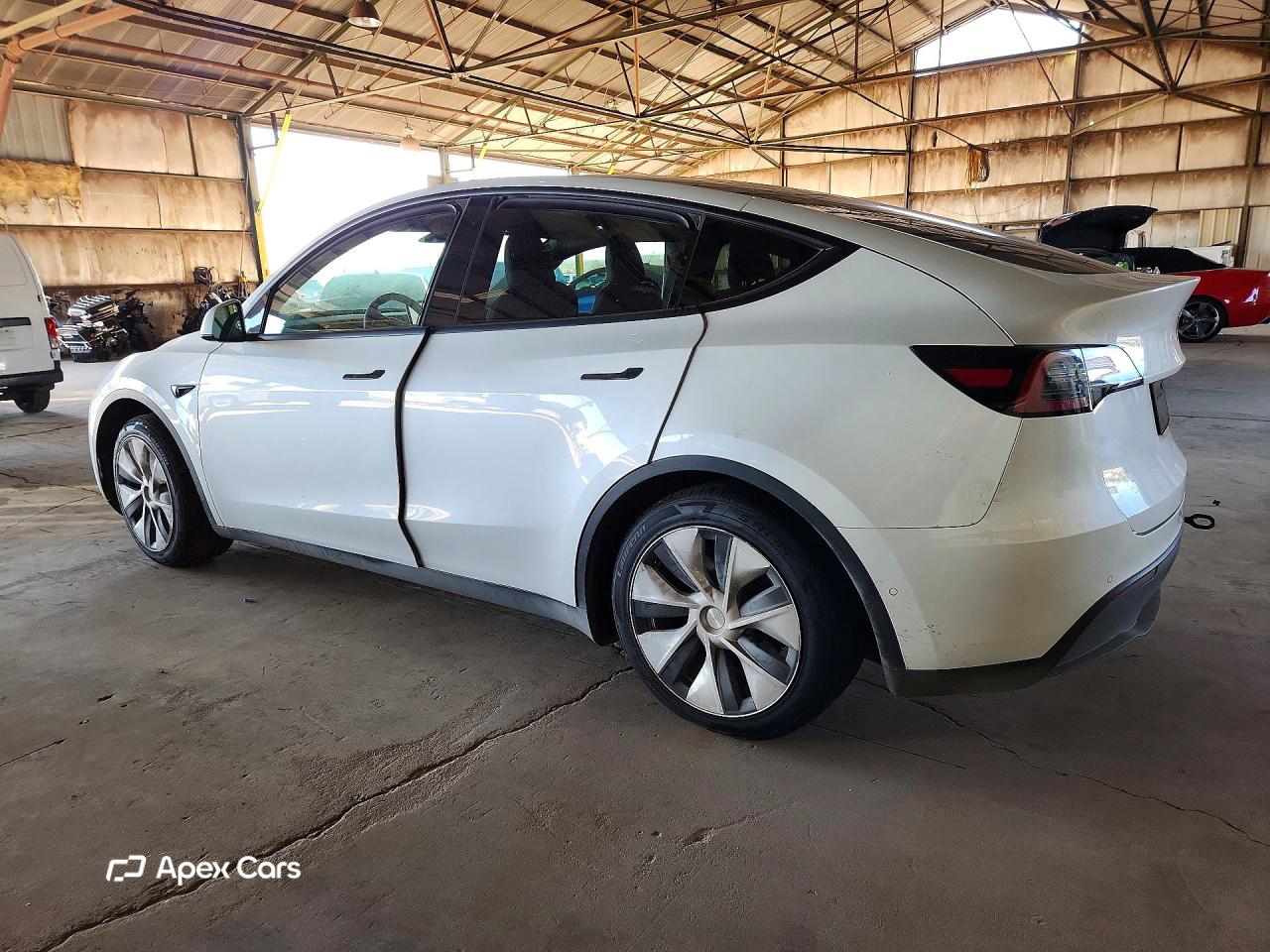 Tesla Model Y 2021