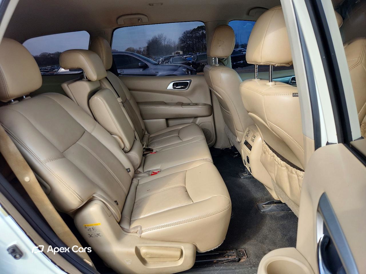 Nissan Pathfinder 2017