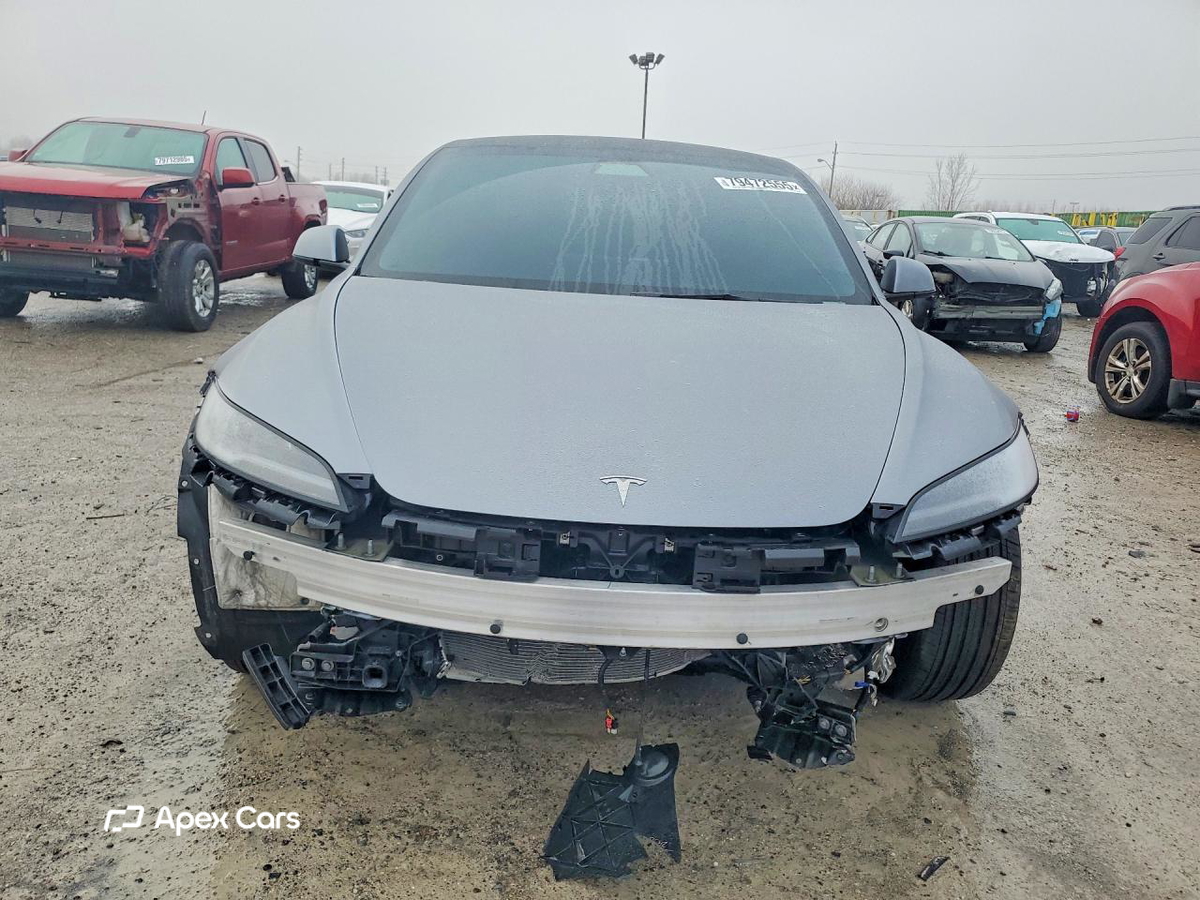 Tesla Model 3 2025