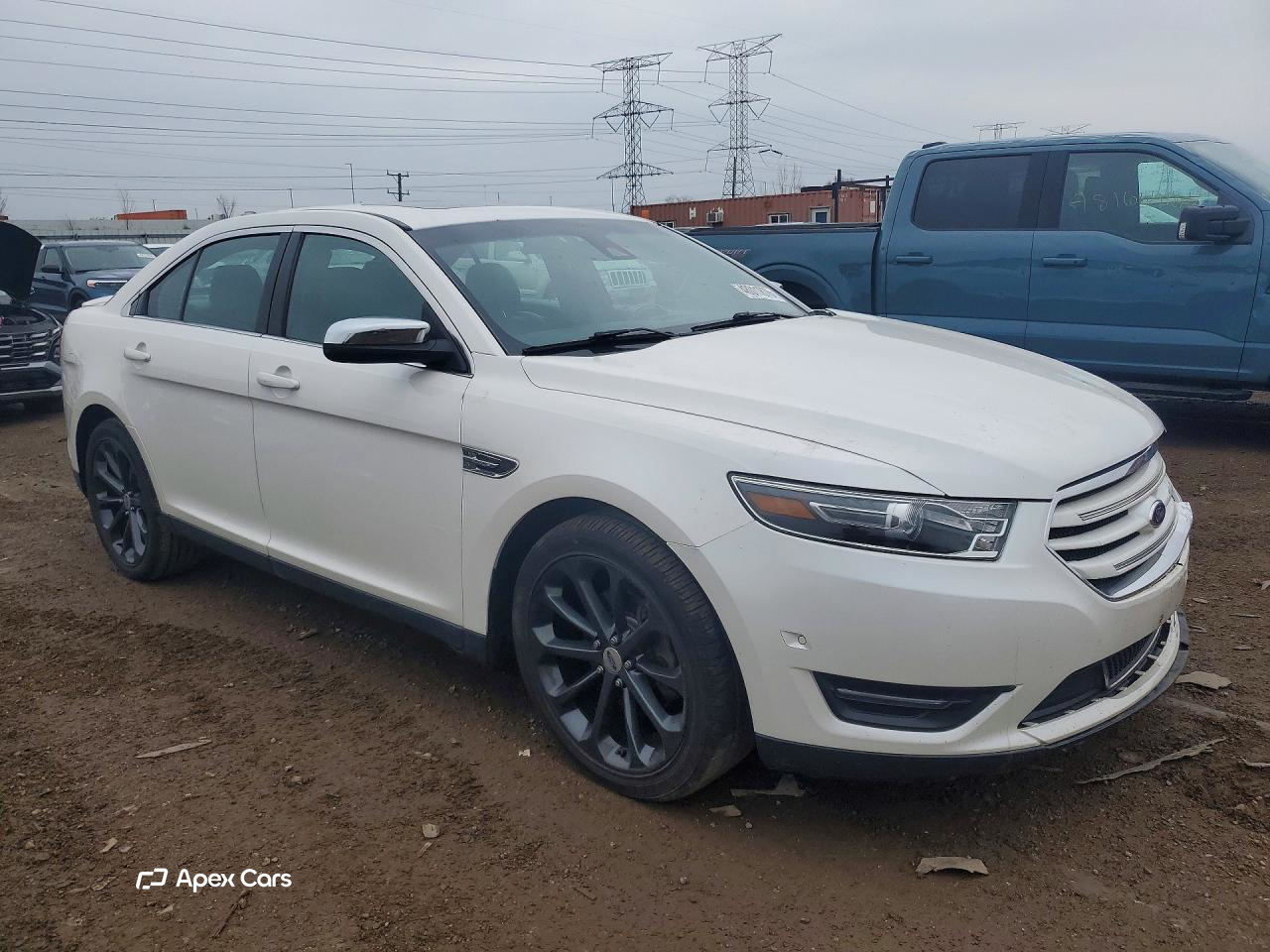 Ford Taurus 2016
