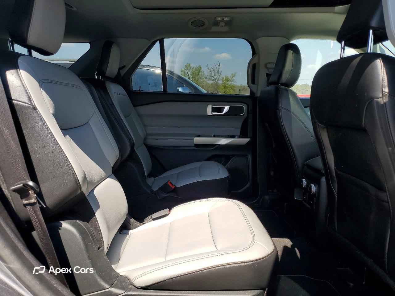 Ford Explorer 2021