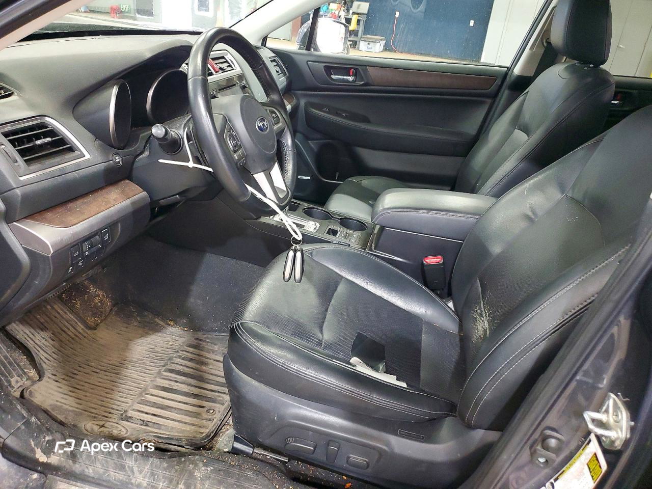Subaru Outback 2015